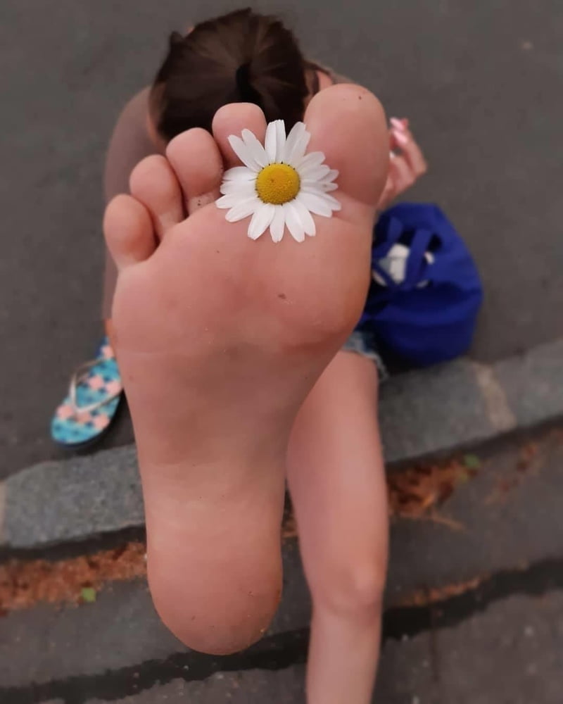 Feet #80887049