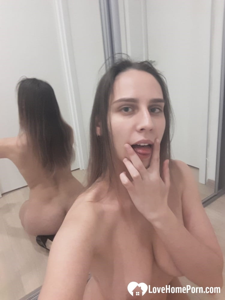 Brünette Babe will ihre Vagina geleckt bekommen
 #106735946