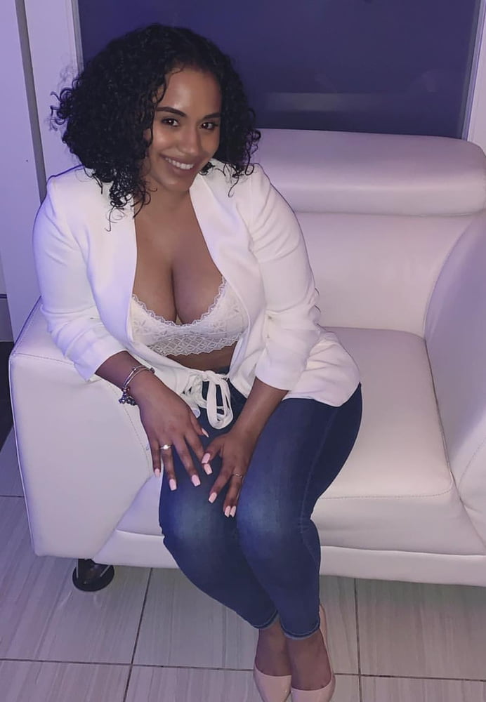 Lisa Lps 01 Cuuuuurvas #103894332