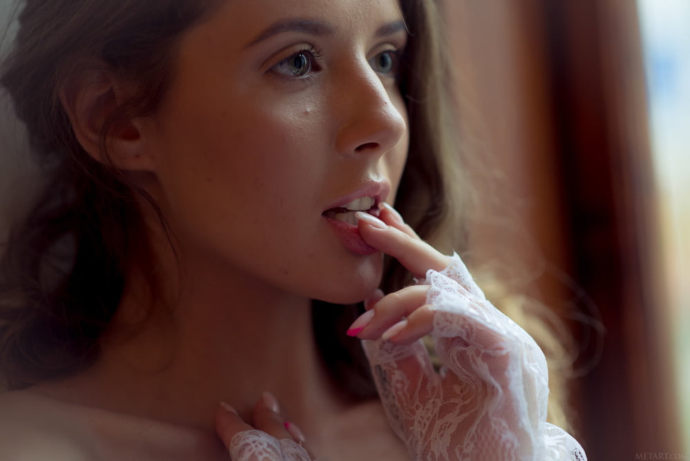 Gorgeous babe sybil
 #103830172