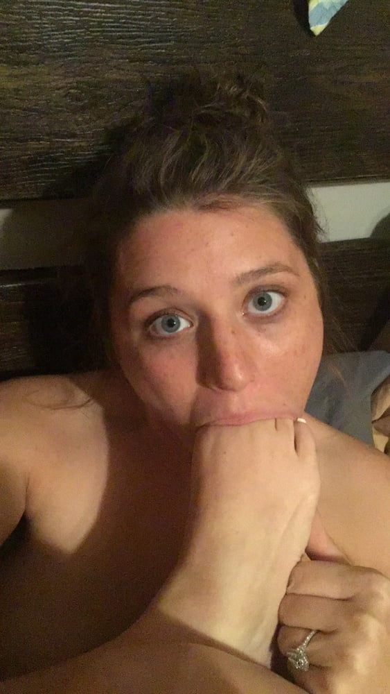 Mel, 25, usa
 #81845785