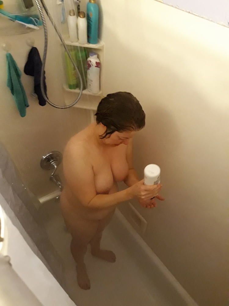 Naked MILF Spied in Bathroom #95402504