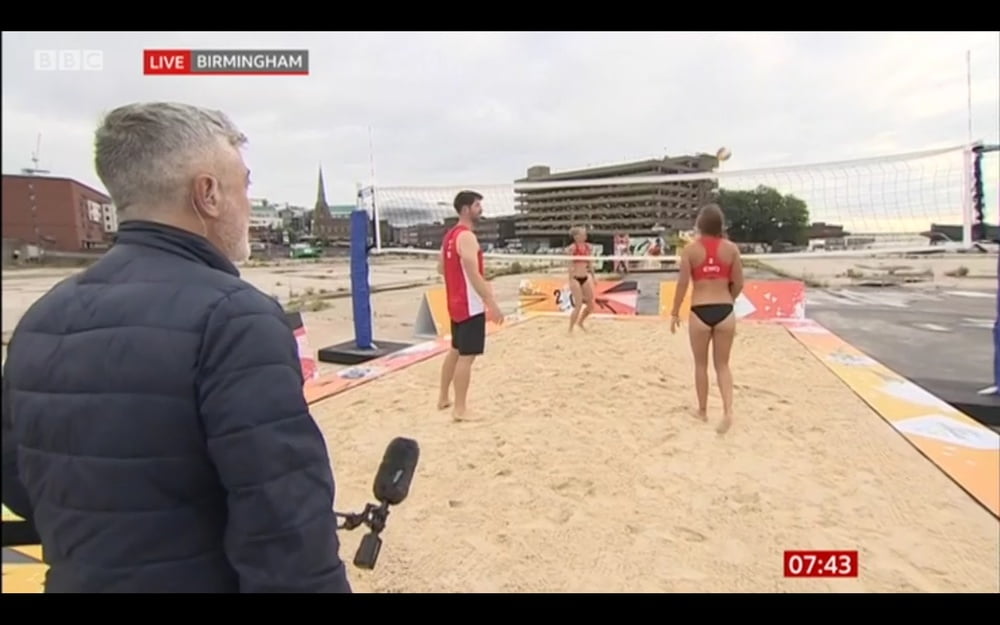 Random uk television
 #88779687