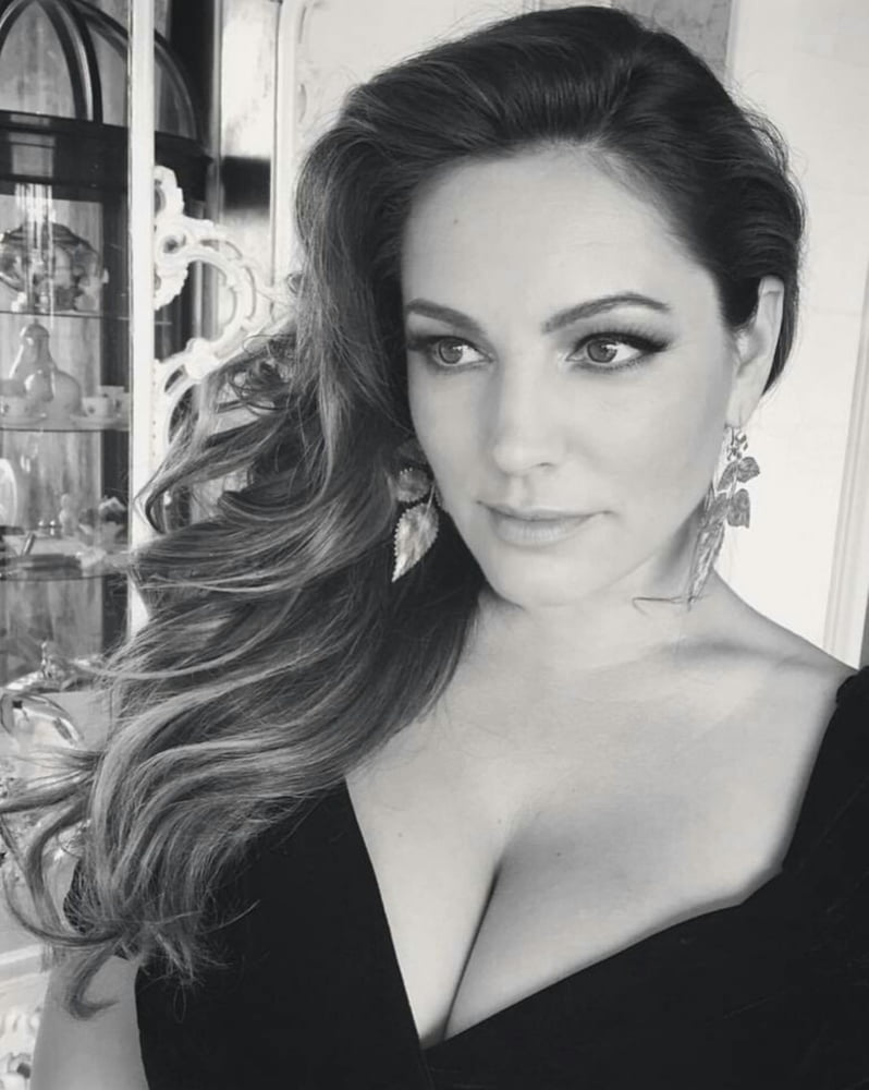 Kelly brook
 #89753627