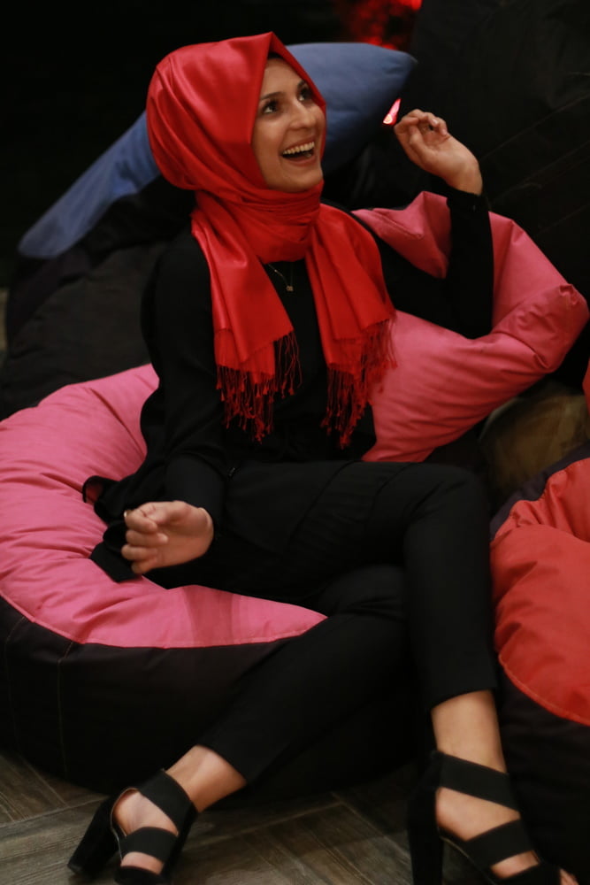 Turbanli orospu..turco - stile turbante turco - hijab
 #82356717