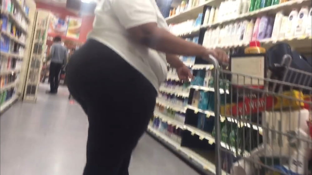 PHAT ASS SSBBW WOBBLING AROUND #97140869