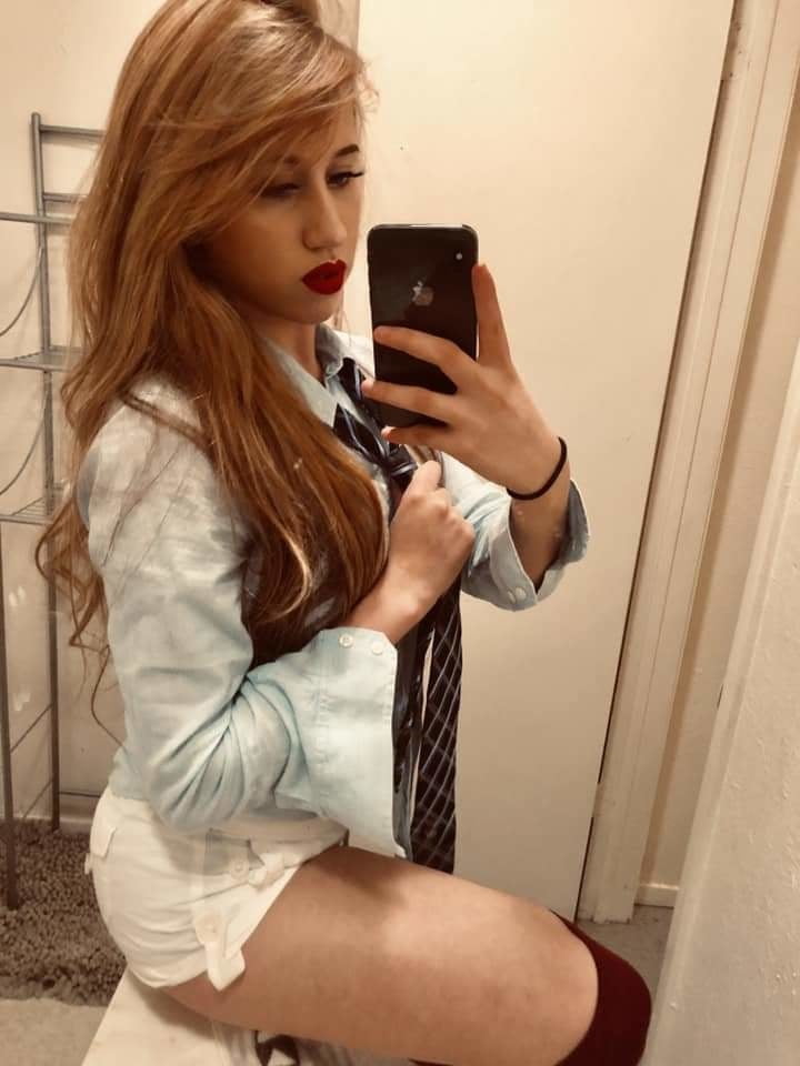 Latina anamaria #90983249