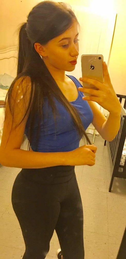 Latina anamaria #90983258