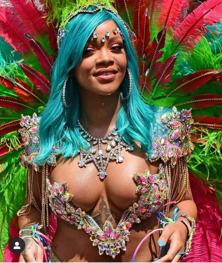 Sluty rihanna en el festival de barbados
 #99331408