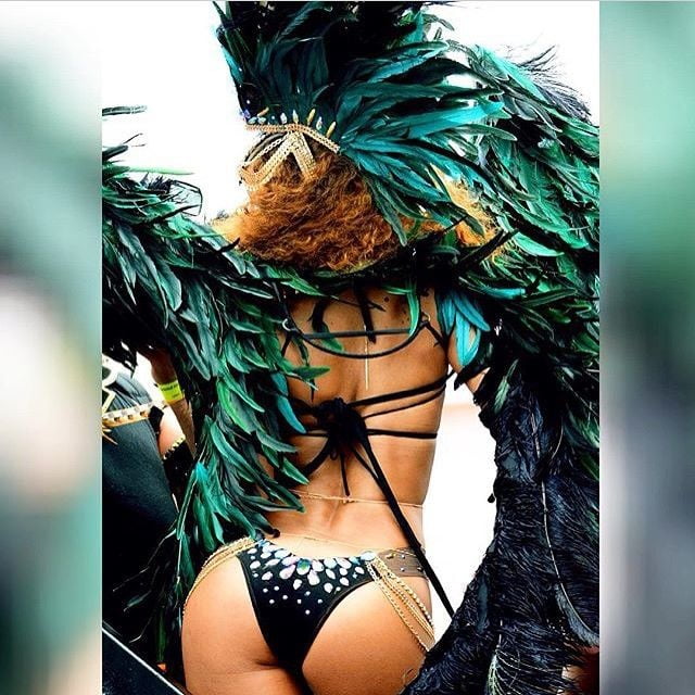 Sluty rihanna au festival de barbade
 #99331439