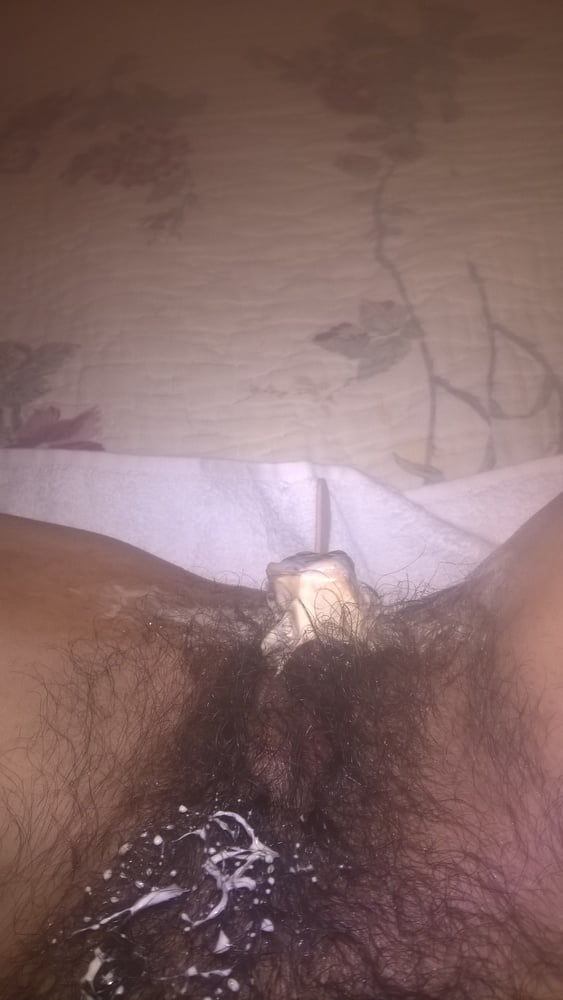 Joytwosex peludo jugando con helado
 #106656101