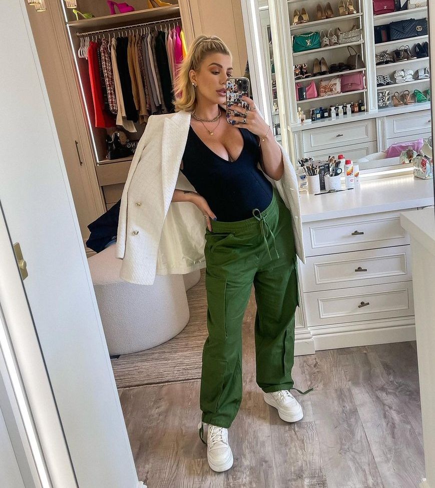 Olivia Buckland nackt #109228821