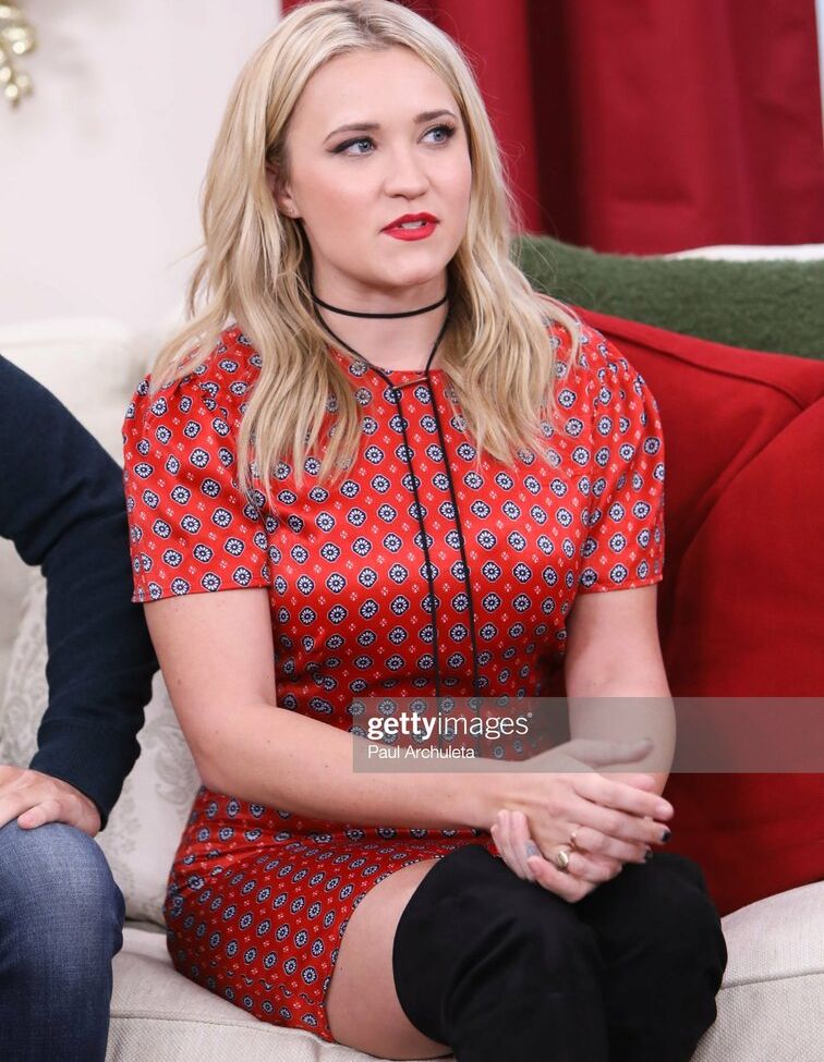 Emily Osment nackt #109313944