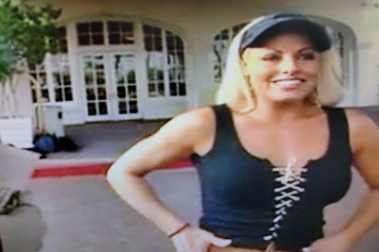 Trish Stratus nackt #109320637