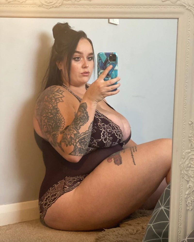 Wide Hips - Amazing Curves - Big Girls - Fat Asses (80) #81518462