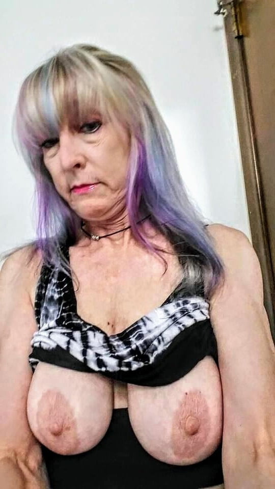 Granny showing off her perfect body ! #96960486
