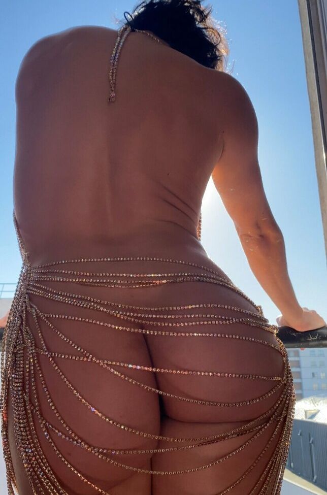 Mar Marmad desnuda #108069912