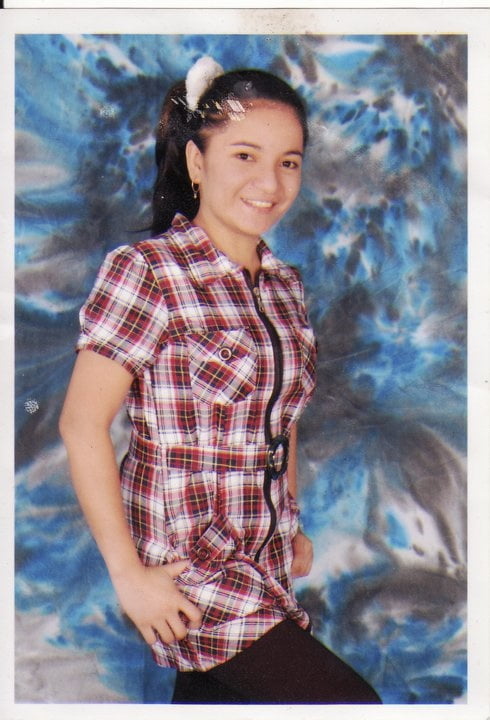 Sie wuchs auf, um eine Goldgräber-Hure zu sein
 #105406120