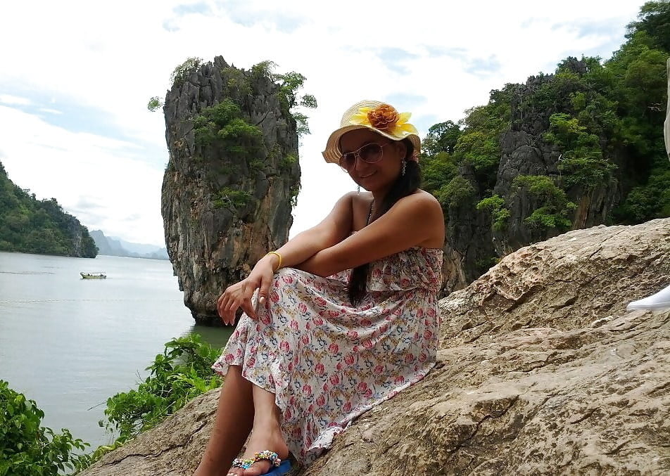 Sie wuchs auf, um eine Goldgräber-Hure zu sein
 #105406165