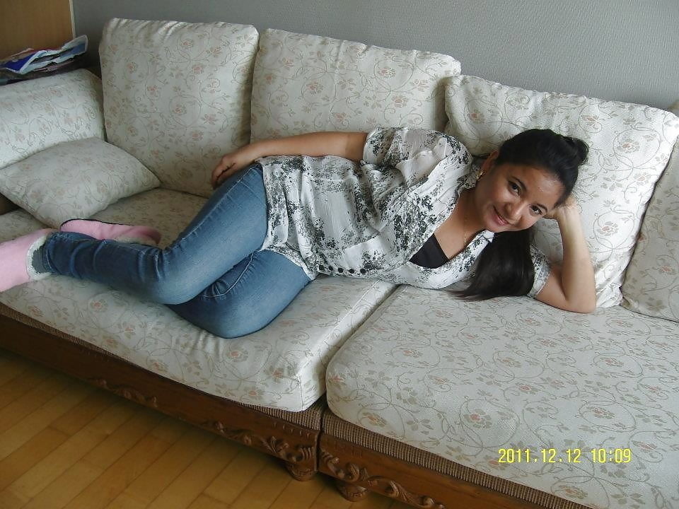 Sie wuchs auf, um eine Goldgräber-Hure zu sein
 #105406177