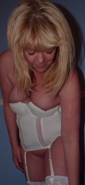 Send mature wife in lingerie #93539503