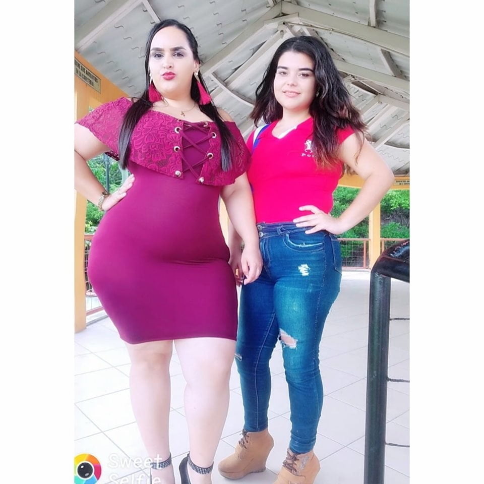 Las gordas más culionas
 #92431978