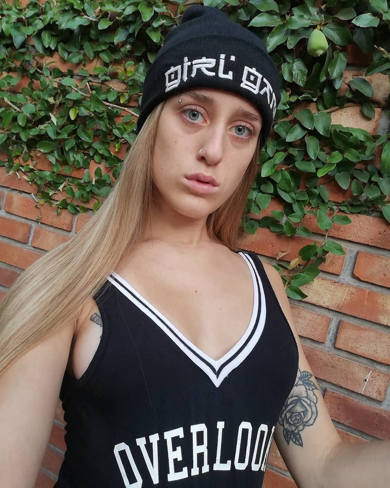 On Instagram- caroladawi #101401904