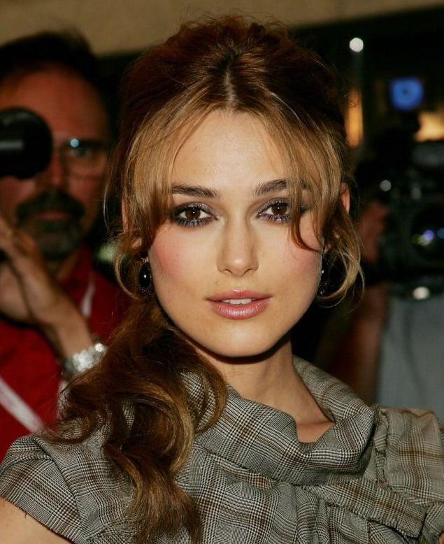 Keira Knightley My ideal woman is flat chested vol. 3 #94525431