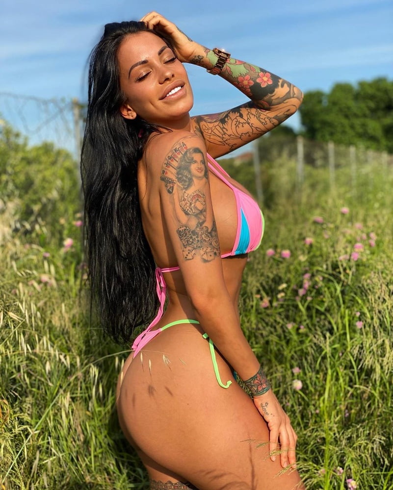 Iraya sexy Spanish bimbo slut with fake boobs DSL #91045213