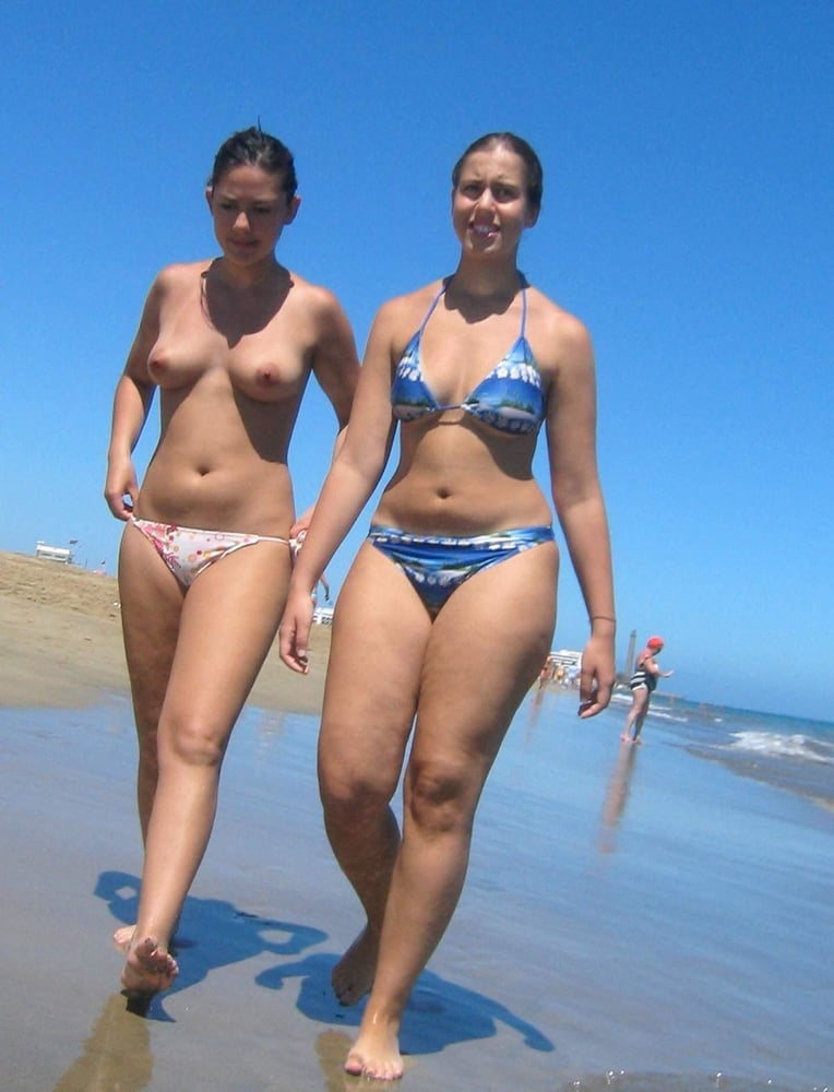 Mujeres que me gustaría follar - trajes de baño y playa
 #95326709