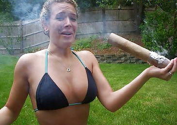 Fotos calientes
 #96080252