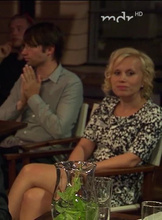 Matures Showing Legs in Audience #90102056