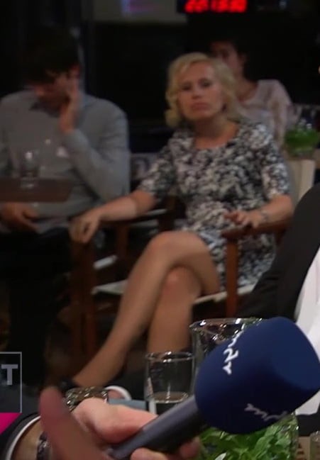 Matures Showing Legs in Audience #90102062