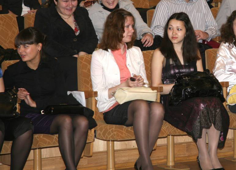 Matures Showing Legs in Audience #90102121