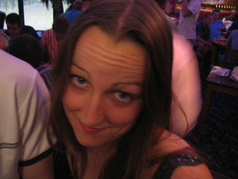 BONUS: Jenny in France and Dubai #95206759