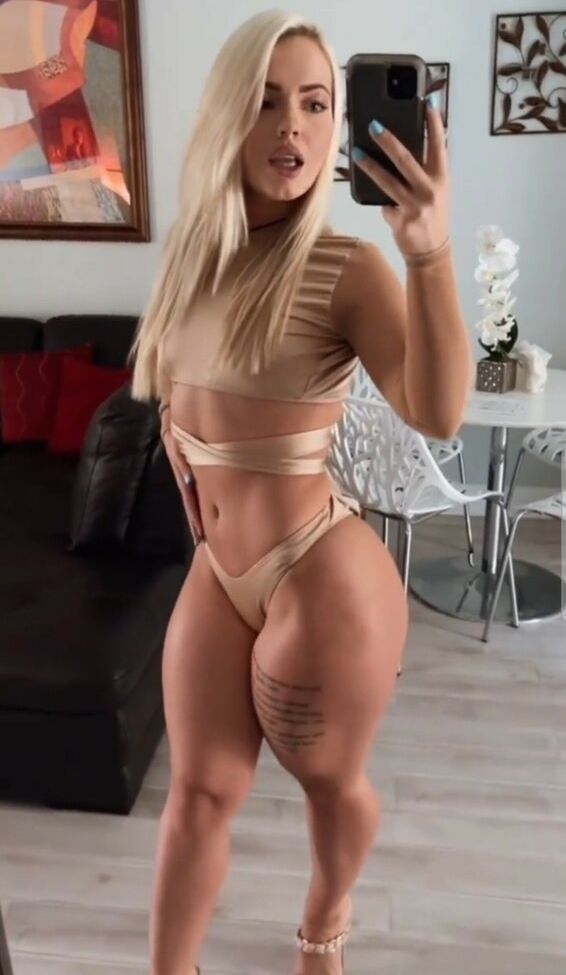 Fit Faith desnuda #108004002