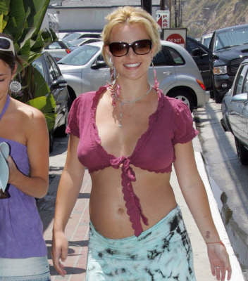 Britney spears
 #99542389