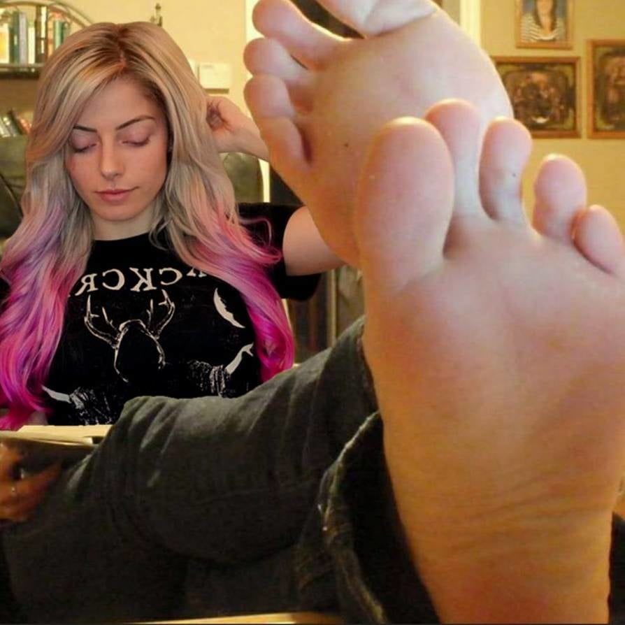 WWE Divas and Celebs Feet and Tickles Edits #92152860