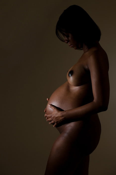 妊娠中の女性は
 #103957267