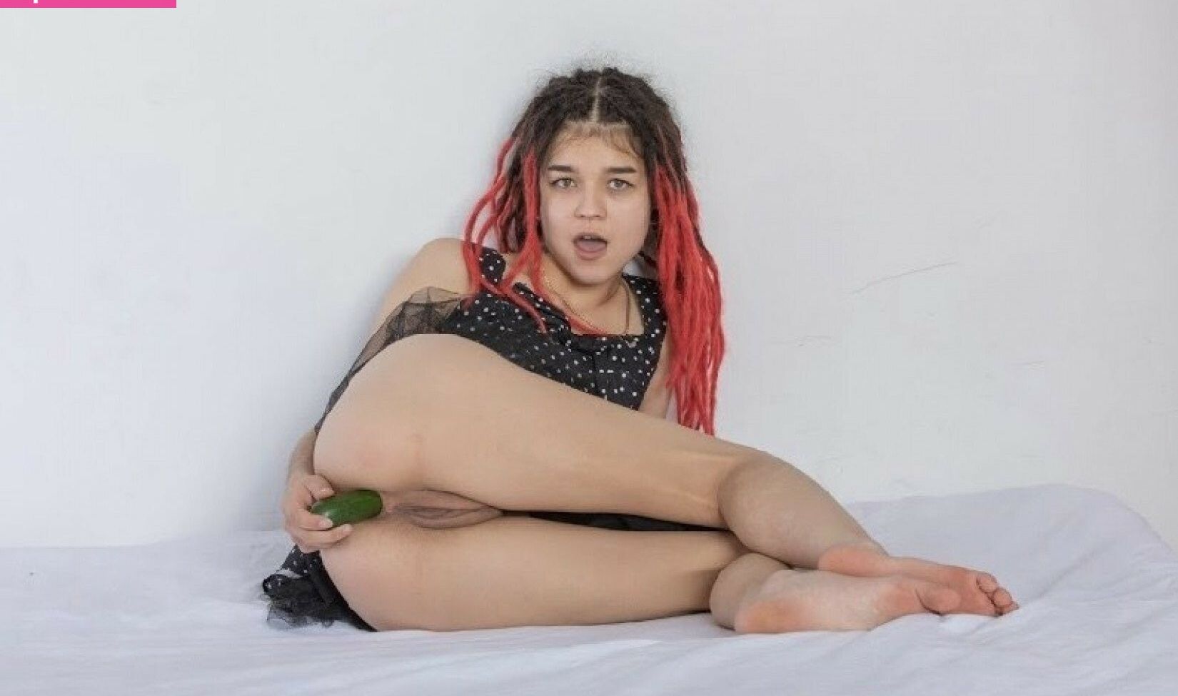 Venus Kitty desnuda #108168061