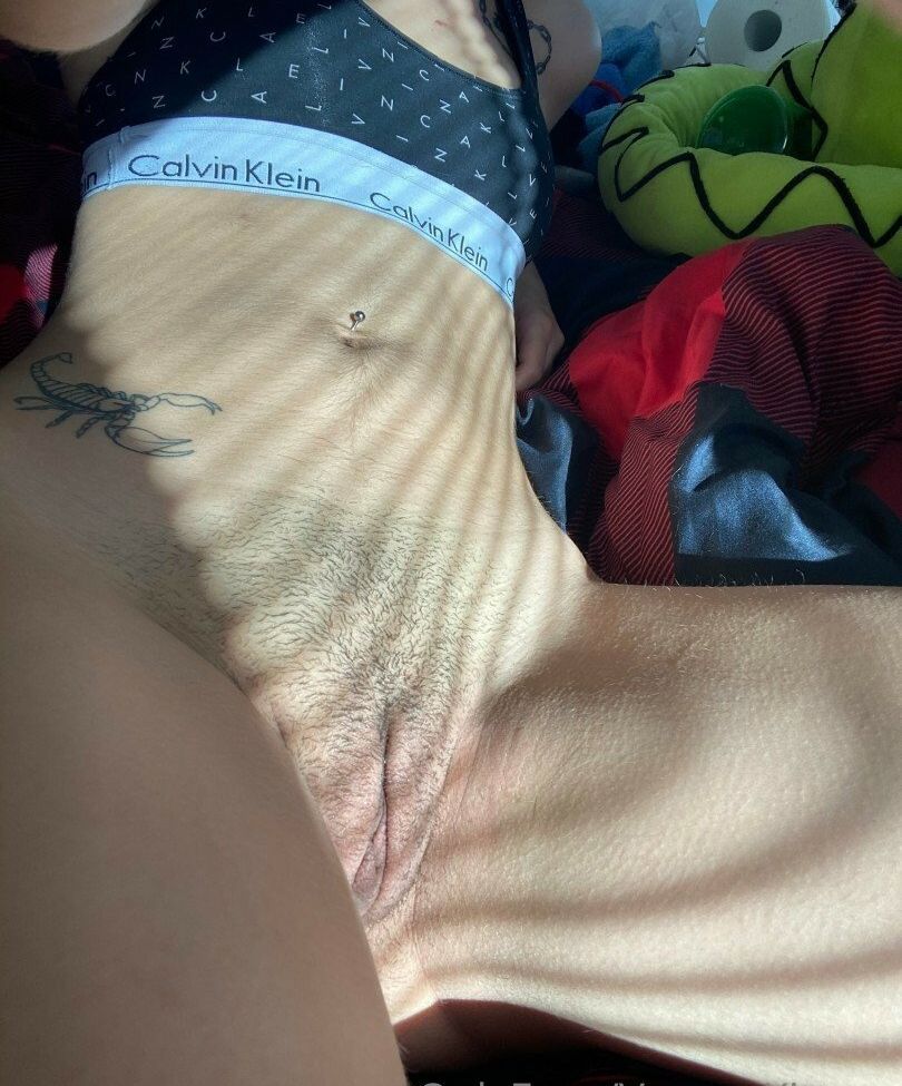 Venus Kitty desnuda #108168074