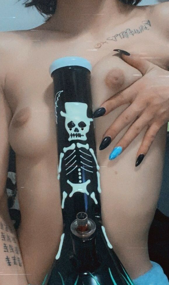 Venus Kitty desnuda #108168078