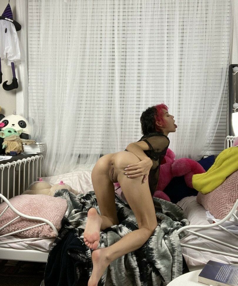 Venus Kitty desnuda #108168084