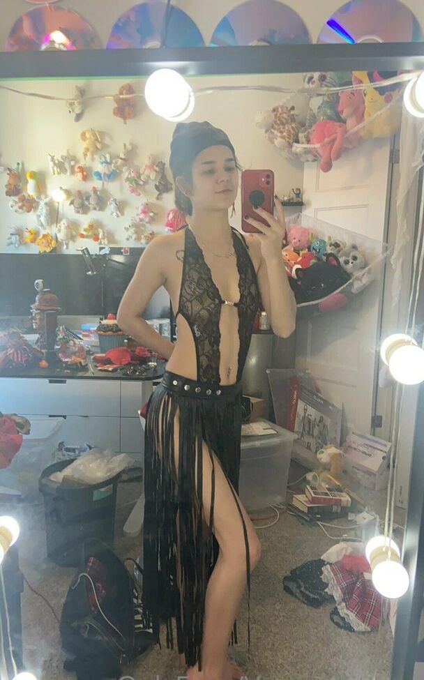 Venus Kitty desnuda #108168104