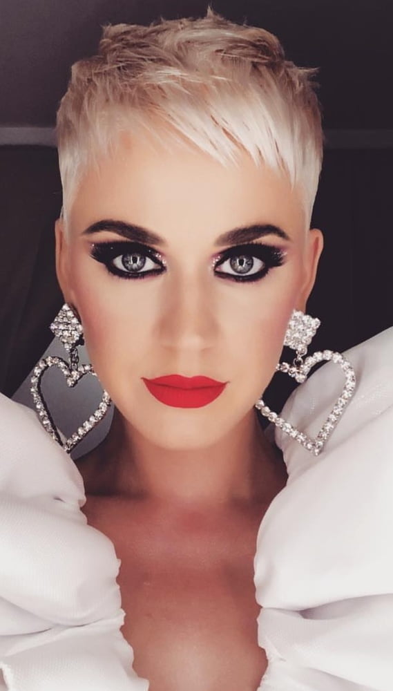 Short Haired Girls Make Me Horny 13 #81945316