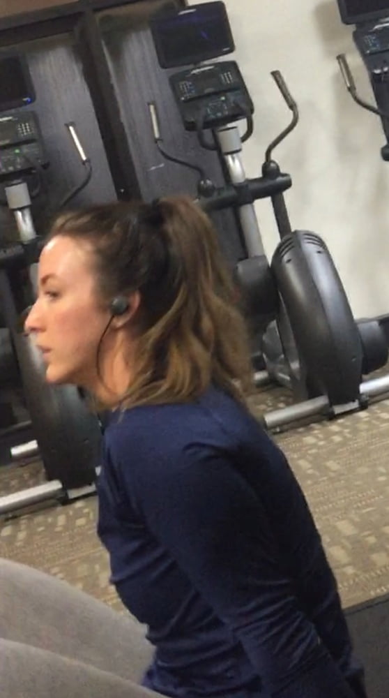 ジムの女性（私のではない
 #96059301