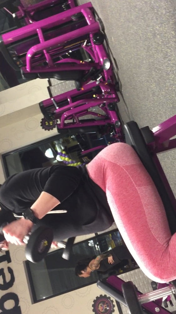 ジムの女性（私のではない
 #96059442