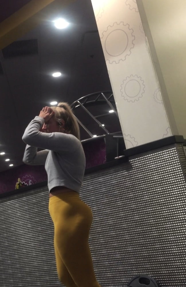 ジムの女性（私のではない
 #96059466