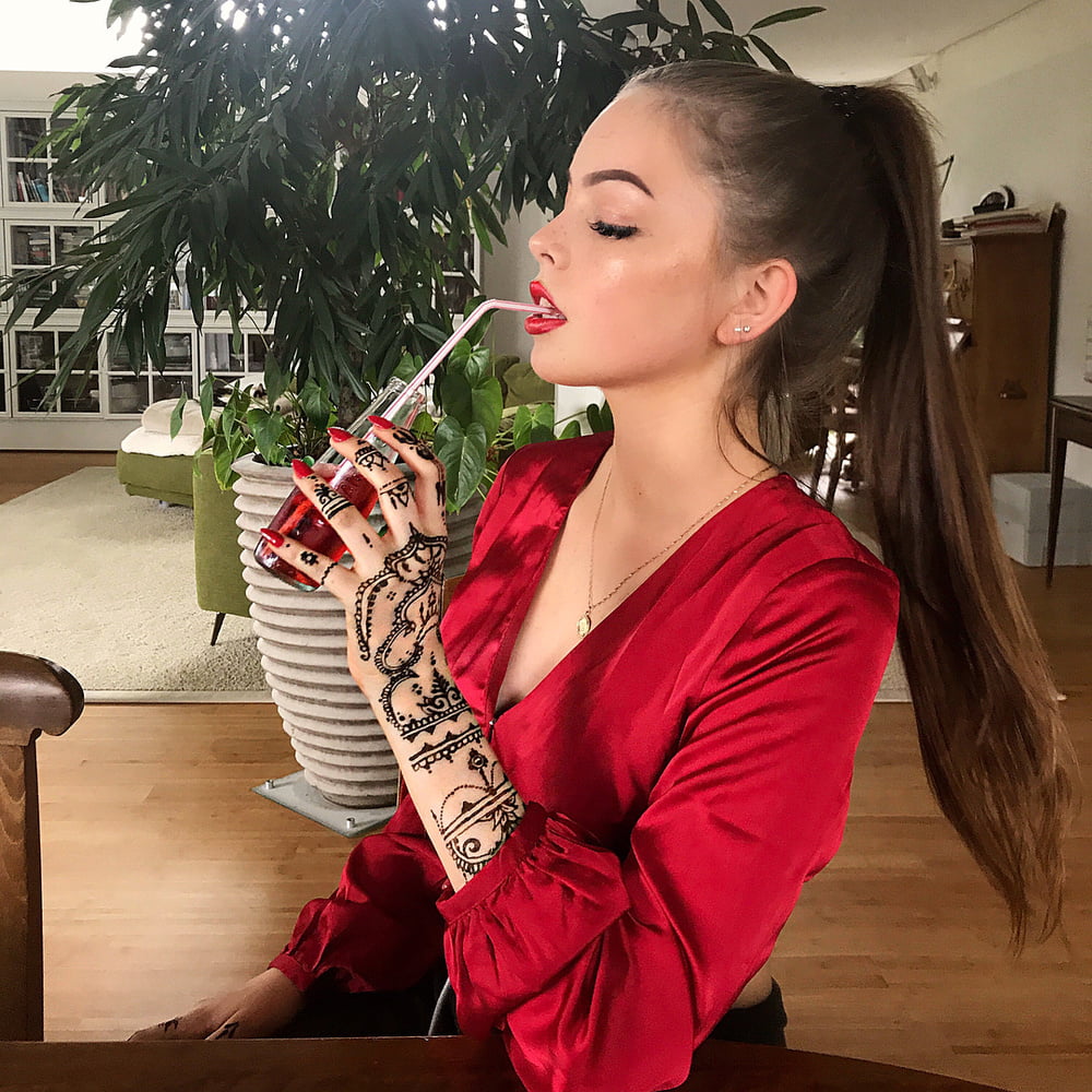 Insta babe 35
 #99757490