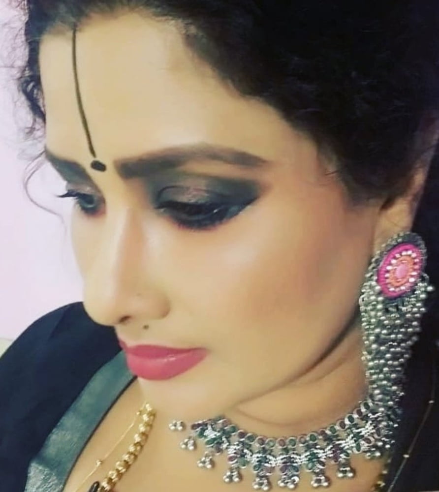 Bhabhi
 #87354950